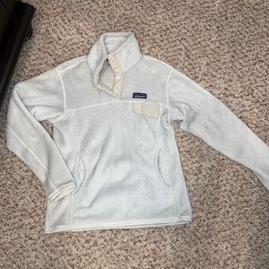 Woman’s Patagonia Sweatshirt Size Small